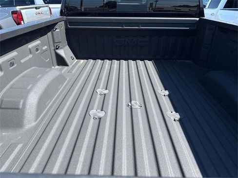 Certified 2025 GMC Sierra 2500 Denali w/ Denali Reserve Package image 10