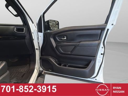 Certified 2019 Nissan Titan SL w/ Midnight Edition image 29