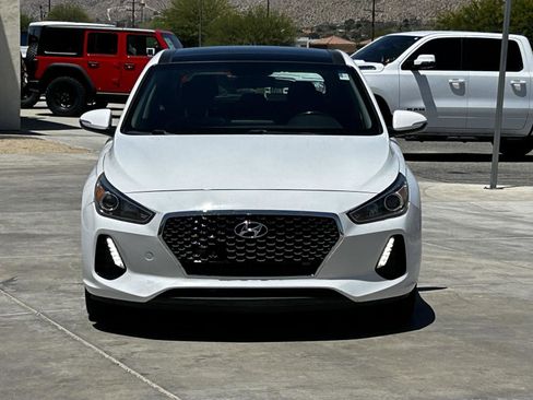 Used 2020 Hyundai Elantra GT w/ Style Package 02 FWD image 3