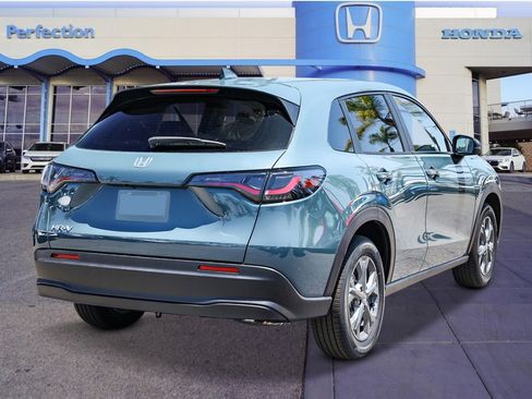 New 2027 Honda HR-V LX image 4