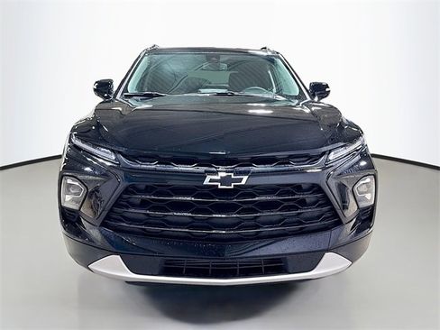 New 2026 Chevrolet Blazer LT image 3