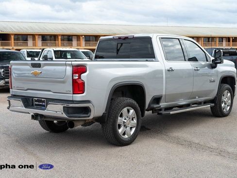 Used 2023 Chevrolet Silverado 3500 LTZ w/ LTZ Texas Edition image 5