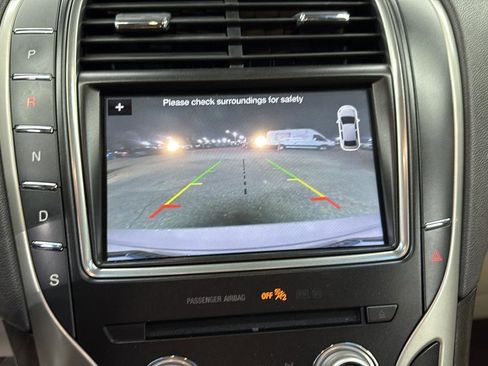 Used 2017 Lincoln MKX Select w/ Select Plus Package image 19