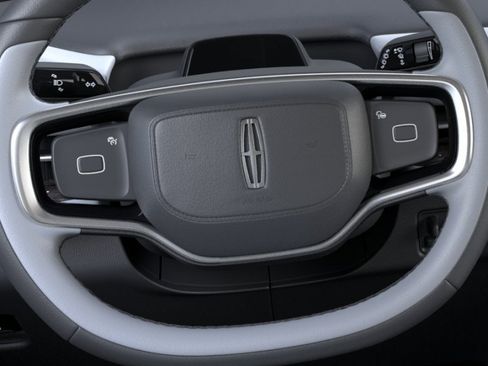New 2026 Lincoln Navigator Black Label w/ Black Label Special Edition AWD/4WD image 12