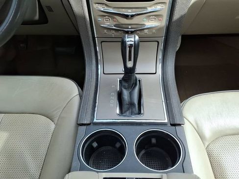 Used 2015 Lincoln MKX AWD w/ Equipment Group 102A image 23