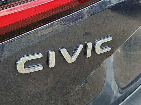 Used 2023 Honda Civic Sport Touring image 6