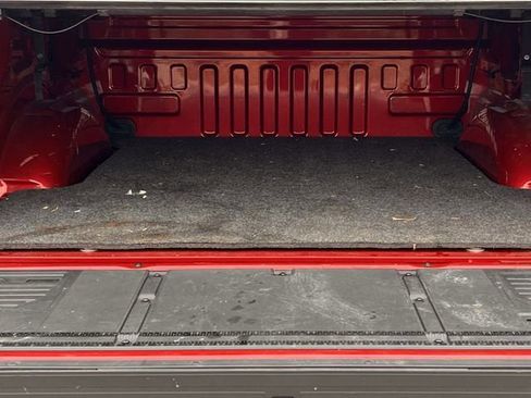 Used 2022 Ford F150 Lariat w/ Equipment Group 502A High image 31