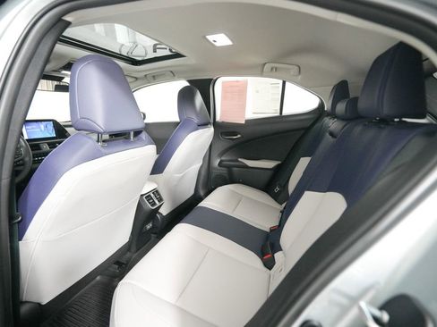 Certified 2025 Lexus UX 300h FWD image 13