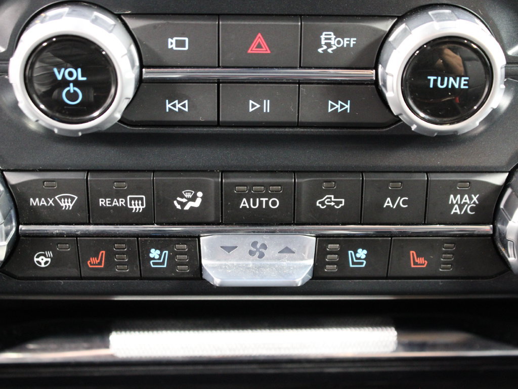 Used 2025 Ford F150 Lariat AWD/4WD image 67