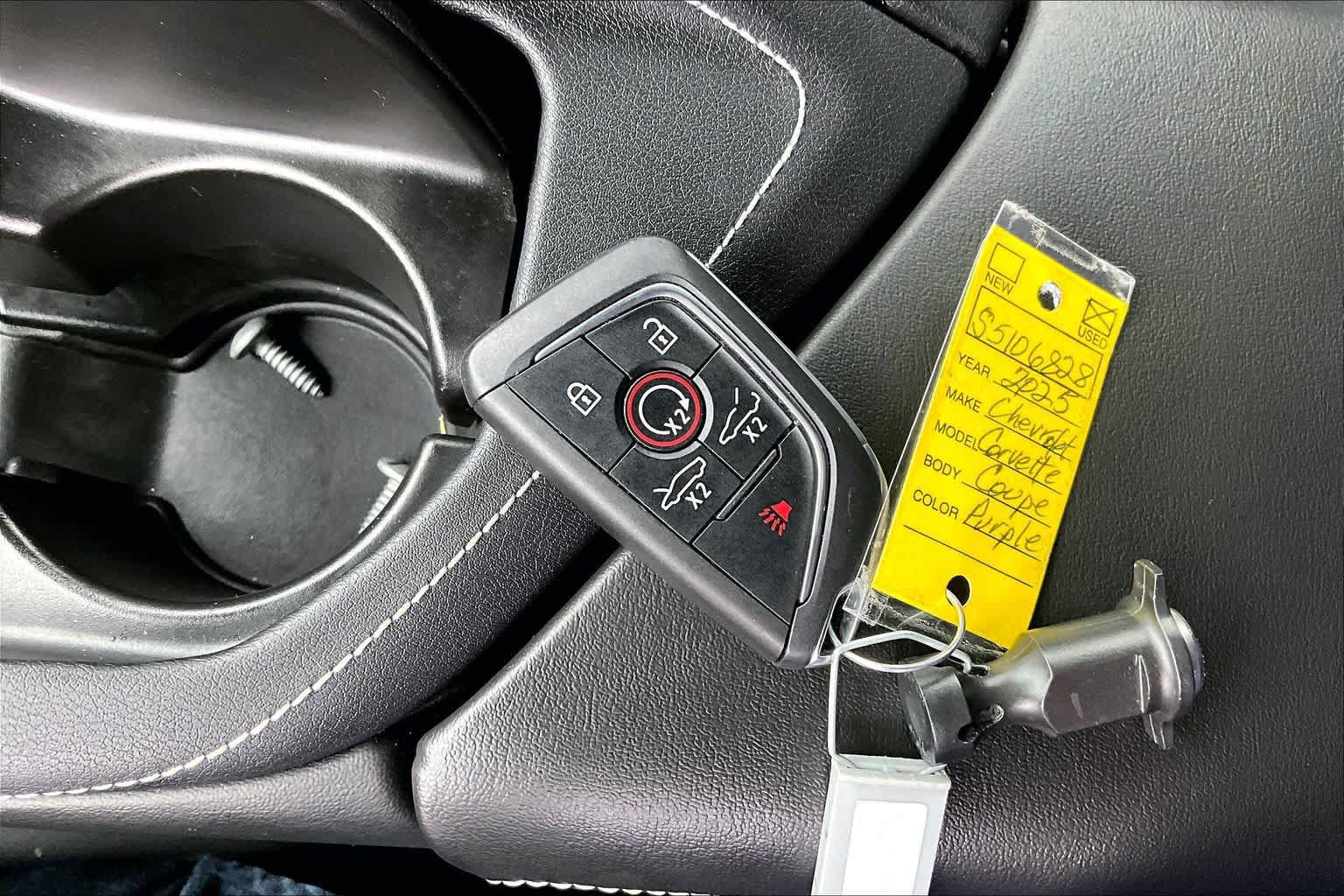 Used 2025 Chevrolet Corvette Stingray Preferred Cpe w/ Battery Protection Package RWD image 15