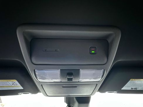 New 2026 Nissan Frontier SV w/ SV Convenience Package image 36