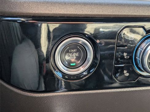 Used 2023 GMC Sierra 1500 SLT w/ SLT Premium Package image 20