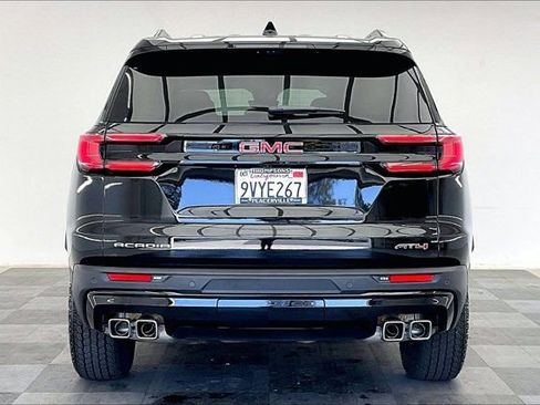 Used 2026 GMC Acadia AT4 w/ LPO, Floor Liner Package image 3