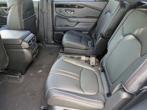 New 2025 Honda Pilot TrailSport image 15