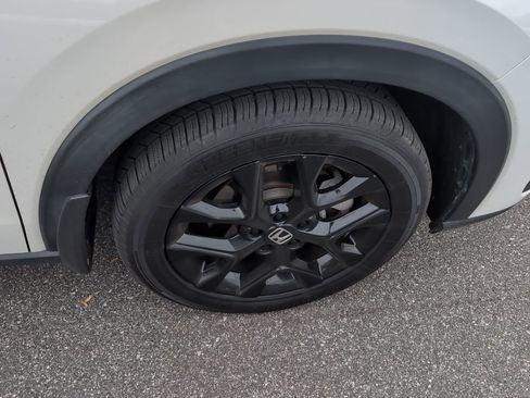 Used 2023 Honda HR-V Sport image 8