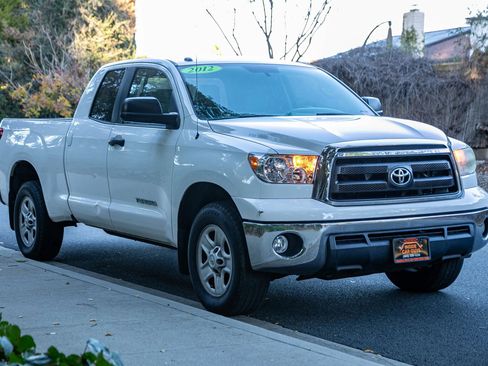 Used 2012 Toyota Tundra 2WD Double Cab image 3