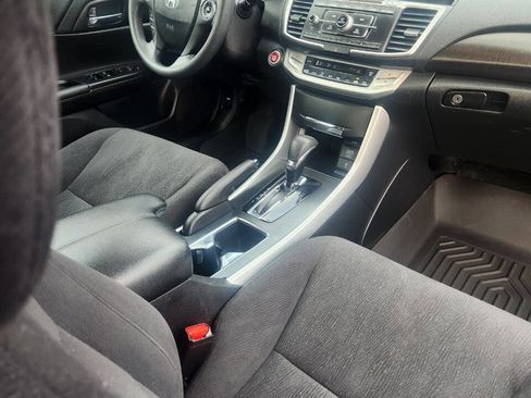 Used 2014 Honda Accord EX image 9