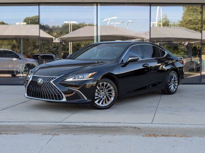 Used 2024 Lexus ES 350 w/ Luxury Package