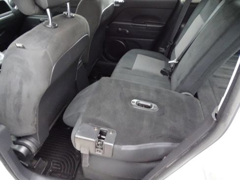 Used 2015 Jeep Patriot Sport image 22