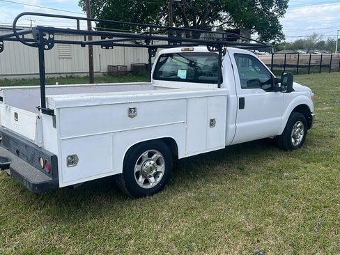 Used 2016 Ford F250 XL w/ XL Appearance Package RWD image 4