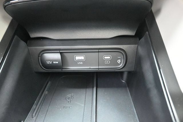 Used 2025 Kia Telluride SX Prestige AWD/4WD image 12