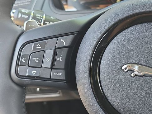 Used 2024 Jaguar F-TYPE Coupe AWD image 15