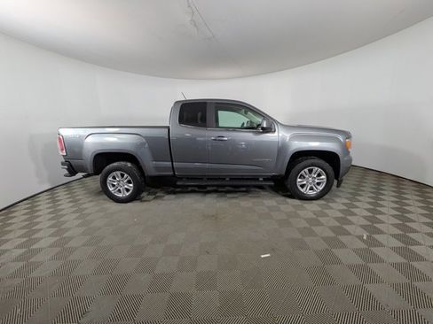 Used 2020 GMC Canyon SLE w/ Driver Alert Package image 30