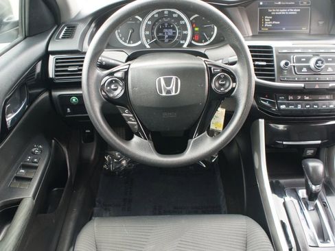 Used 2016 Honda Accord LX image 5