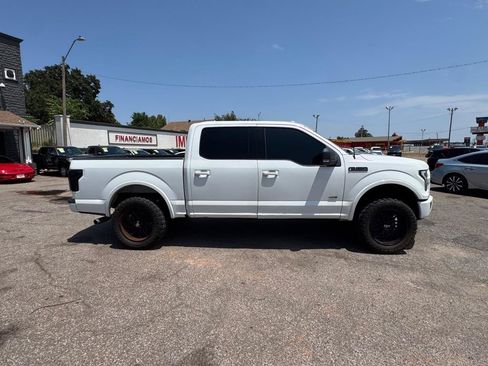 Used 2016 Ford F150 XLT w/ Equipment Group 302A Luxury RWD image 4
