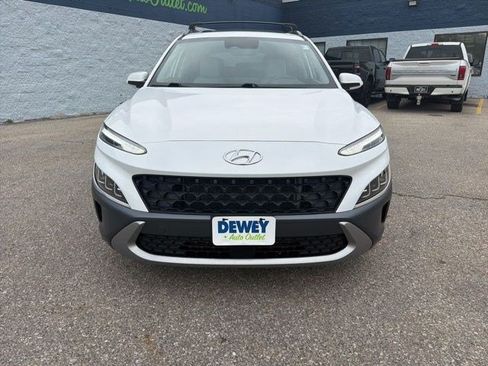 Used 2022 Hyundai Kona Limited AWD/4WD image 8