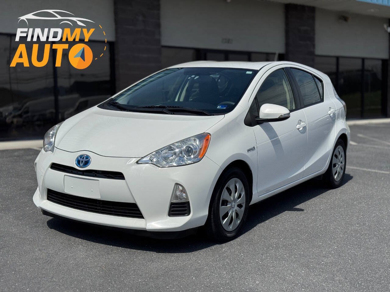 Used 2012 Toyota Prius C Three FWD image 1