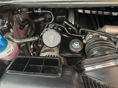 Used 2011 Porsche 911 Targa 4S image 16