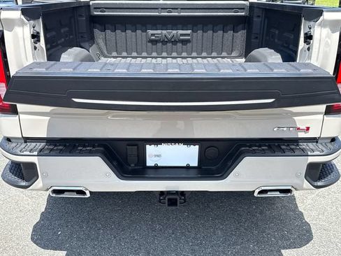 Used 2026 GMC Sierra 1500 AT4 w/ AT4 Premium Package AWD/4WD image 19