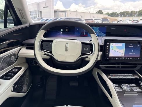 New 2026 Lincoln Nautilus Black Label AWD/4WD image 17