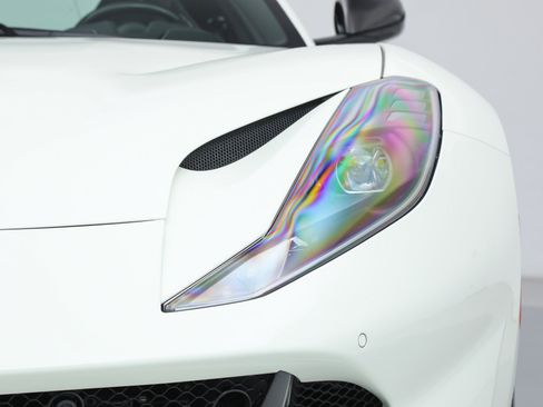 Certified 2019 Ferrari 812 Superfast image 13