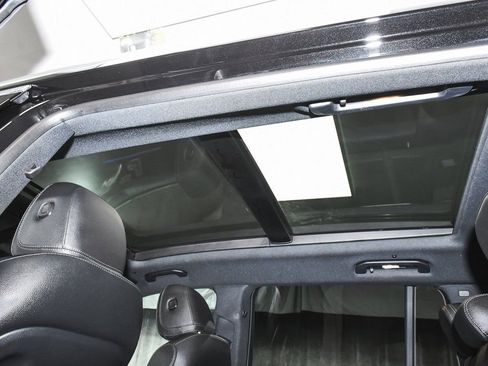 Used 2025 Mercedes-Benz GLS 450 4MATIC image 56