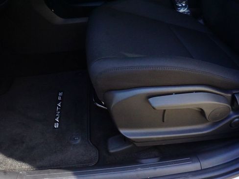 New 2026 Hyundai Santa Fe SE image 17