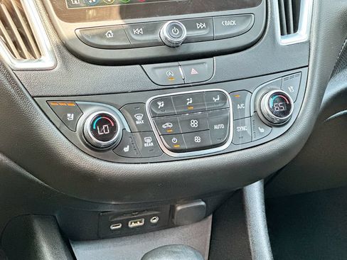 Used 2024 Chevrolet Malibu LT FWD image 14