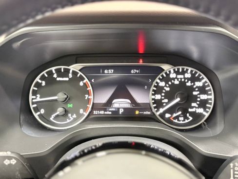 Used 2023 Jeep Wrangler Unlimited Sahara image 21