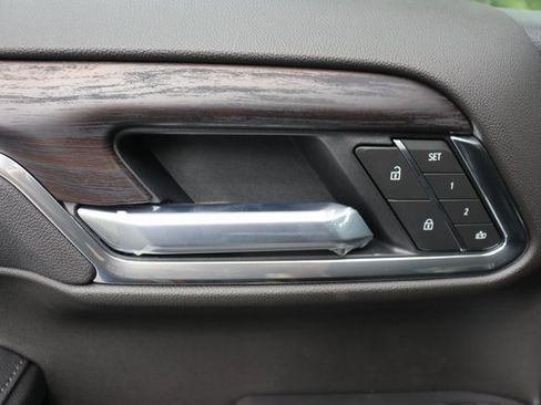 New 2026 GMC Sierra 1500 SLT w/ SLT Premium Plus Package image 21