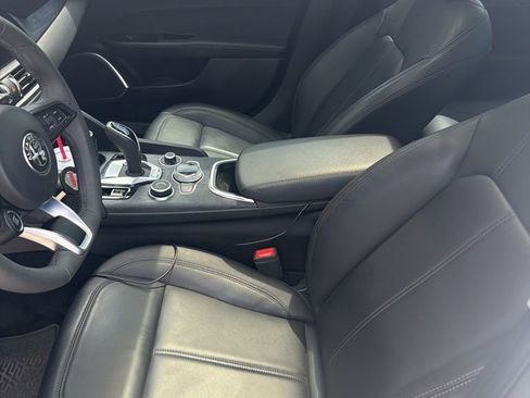 Used 2020 Alfa Romeo Giulia AWD w/ Cold Weather Package image 3