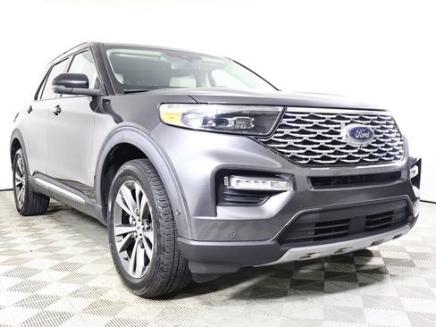 Used 2020 Ford Explorer Platinum w/ Premium Technology Package image 1