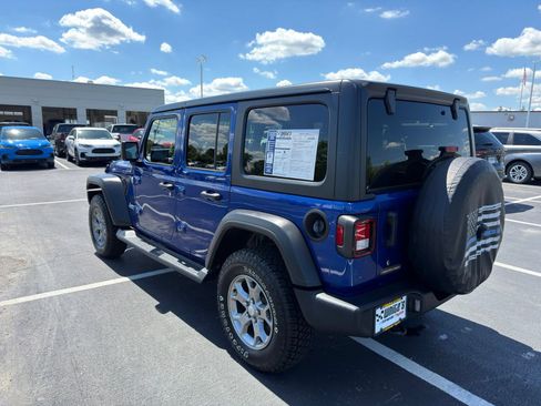 Used 2020 Jeep Wrangler Unlimited Sport AWD/4WD image 4