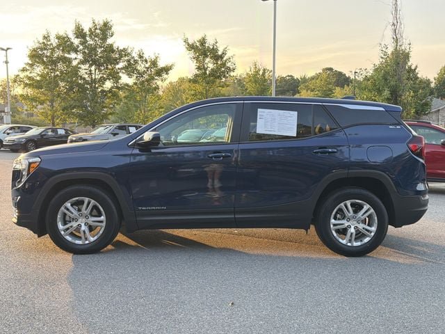 Used 2022 GMC Terrain SLE FWD image 6