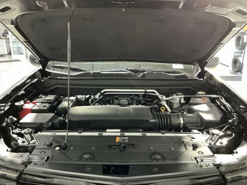 New 2026 Chevrolet Colorado Z71 w/ Z71 Convenience Package 2 AWD/4WD image 35