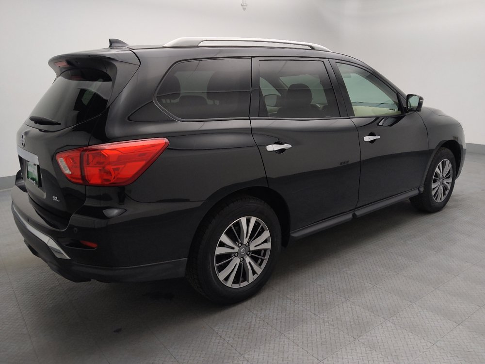 Used 2019 Nissan Pathfinder SL FWD image 10