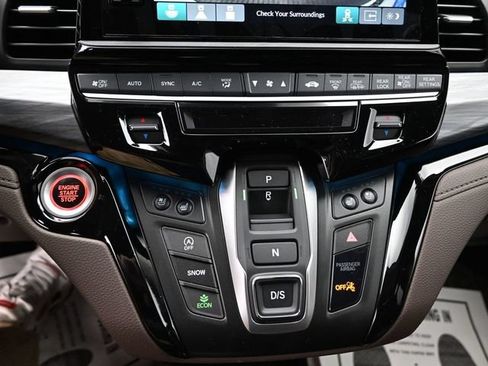 Used 2025 Honda Odyssey Elite image 20