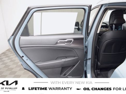 New 2026 Kia Sportage EX image 11