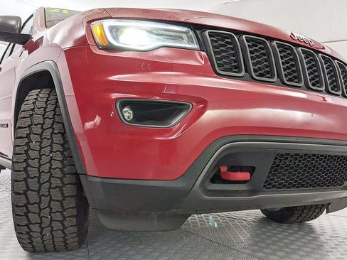 Used 2021 Jeep Grand Cherokee Trailhawk w/ Trailhawk Luxury Group AWD/4WD image 24