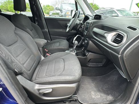 Used 2021 Jeep Renegade Latitude FWD image 27